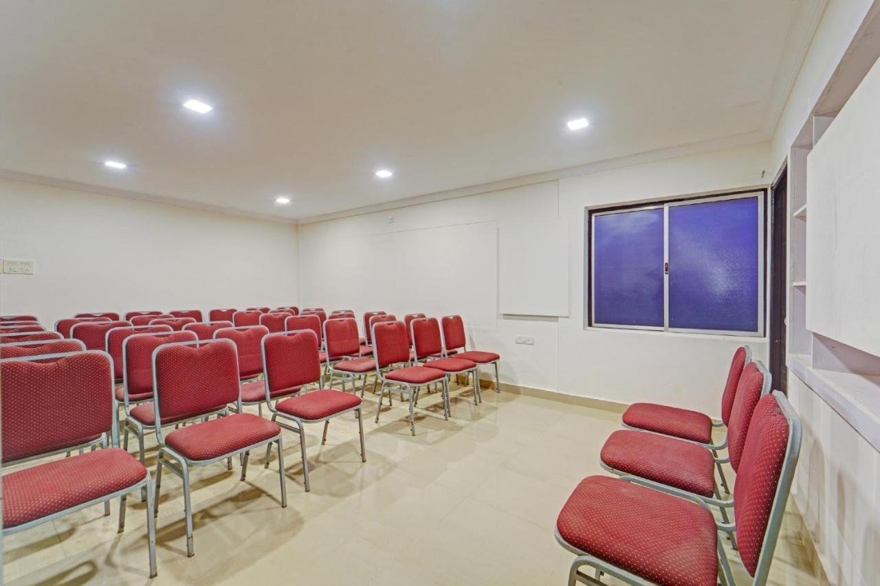 מלון צ'נאי Collection O Mount Road Rich Mount Near Marina Beach מראה חיצוני תמונה